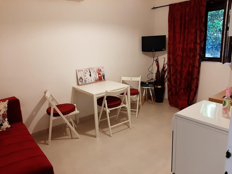 Studio Jeff 1 Apartment in Dobrota