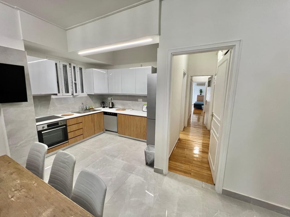 Victoria Grand Palace Apartments Apartment in Athens