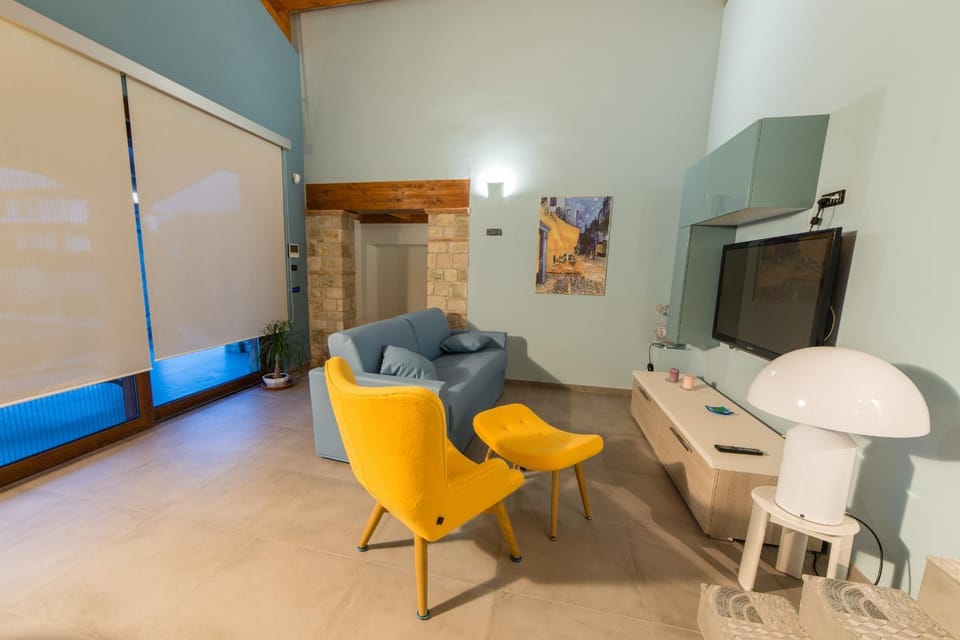 TV and multimedia, Living room, kitchen