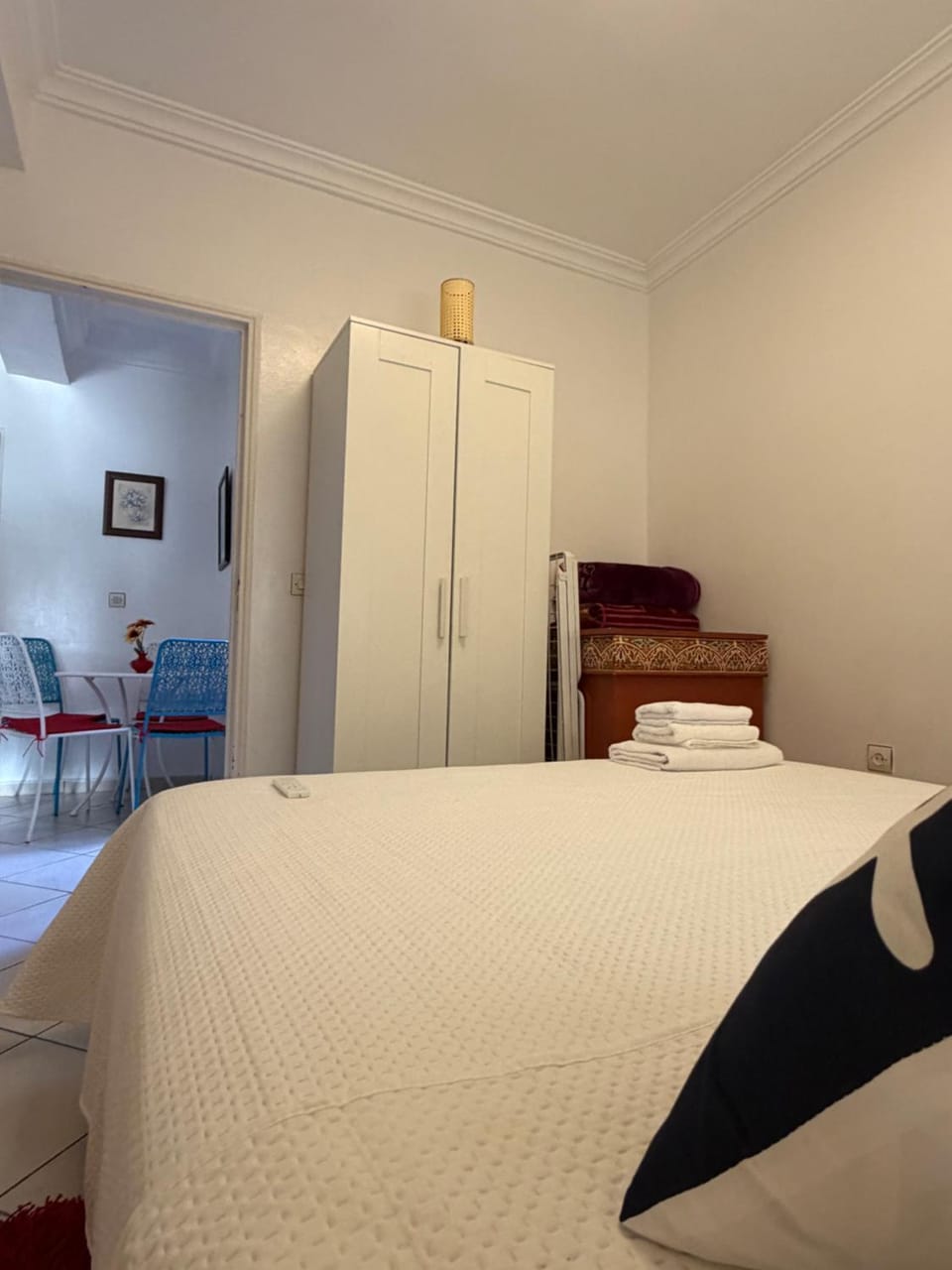 Bed, Photo of the whole room, Bedroom, wardrobe