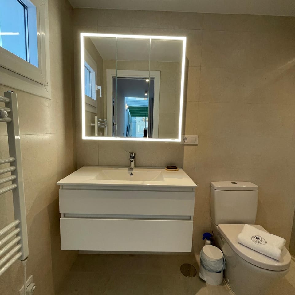 Toilet, Bathroom