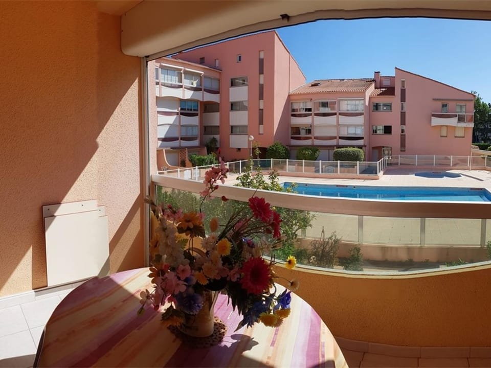 Studio Cabine avec Piscine à 200m Plage - 4 Couchages, Parking Privatif, Argelès-sur-Mer - FR-1-388-20 Cabin in Argeles-sur-Mer