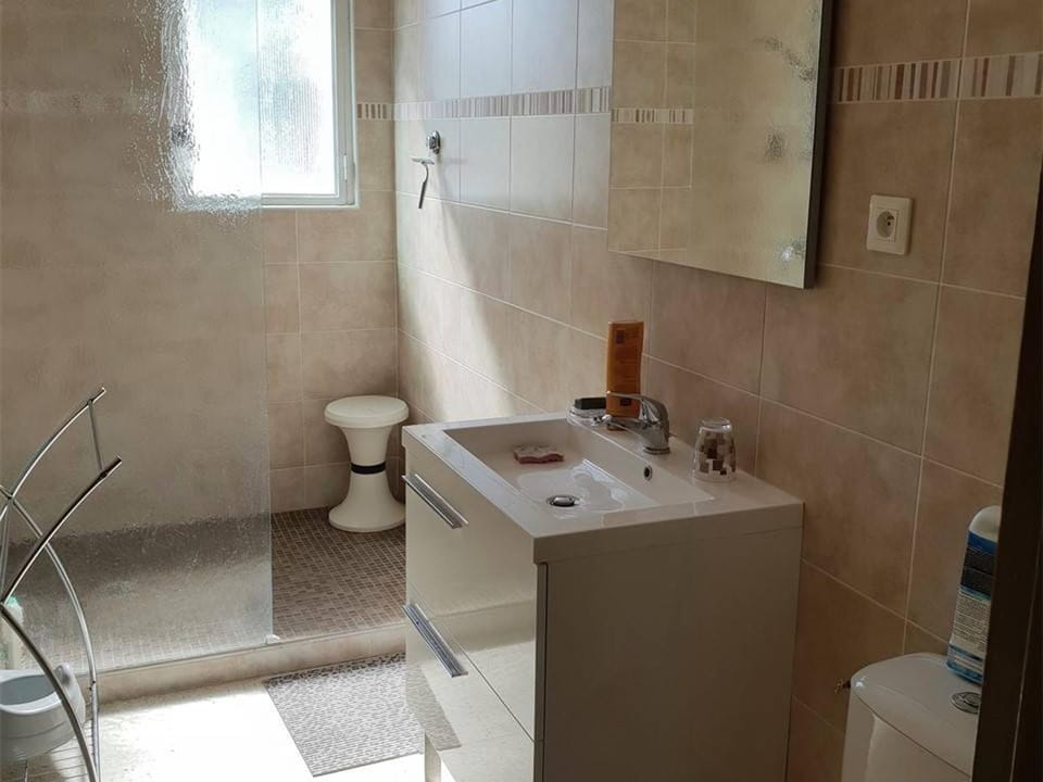 Studio Cabine Climatisé pour 4, à 100m de la Plage, Argelès-sur-Mer - FR-1-388-104 Cabin in Argeles-sur-Mer