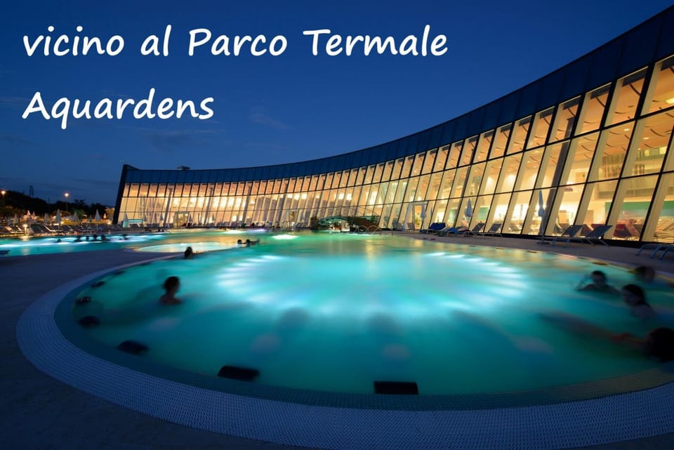 Nearby landmark, Spa and wellness centre/facilities, Aqua park, Entertainment
