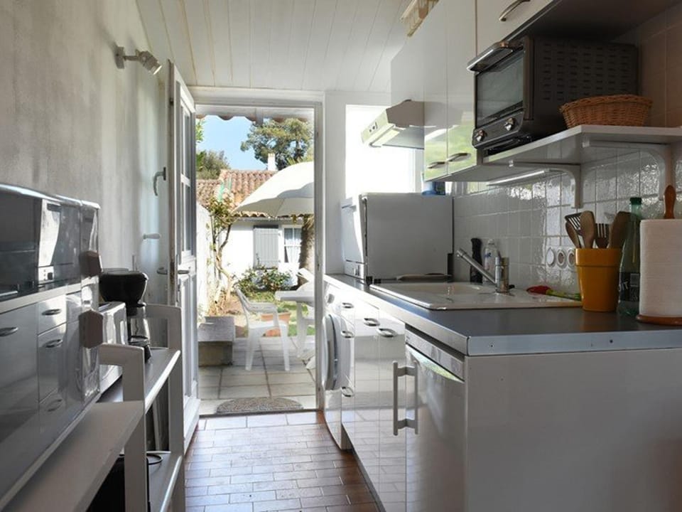 Maison avec accès plage, jardin et annexe indépendante - FR-1-434-18 House in Nouvelle-Aquitaine