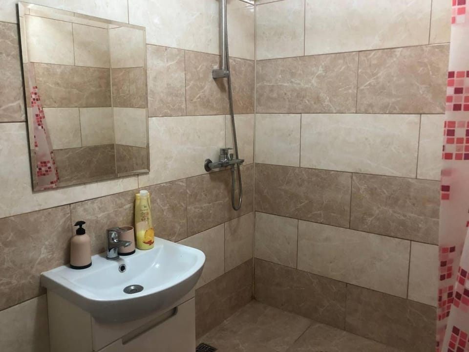 Однокімнатна квартира поруч з залізничним вокзалом Apartment in Odessa