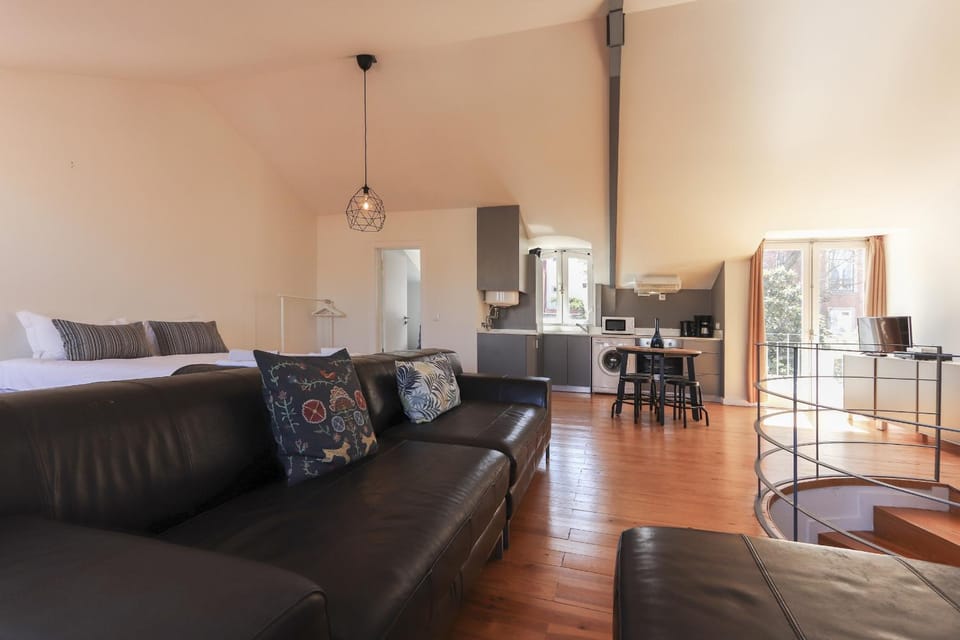 Communal lounge/ TV room, Living room
