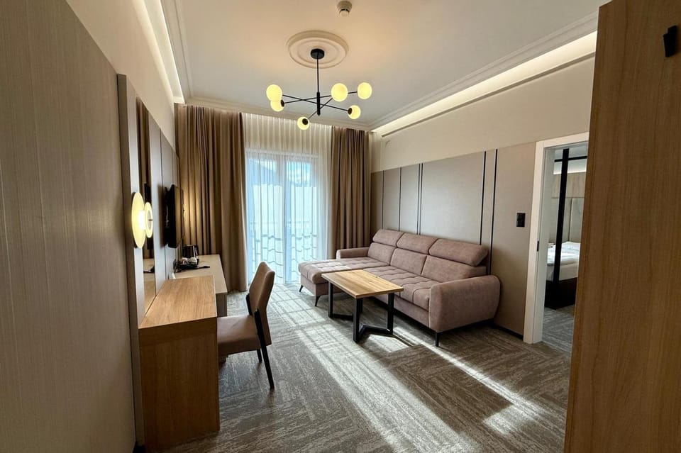 TV and multimedia, Seating area