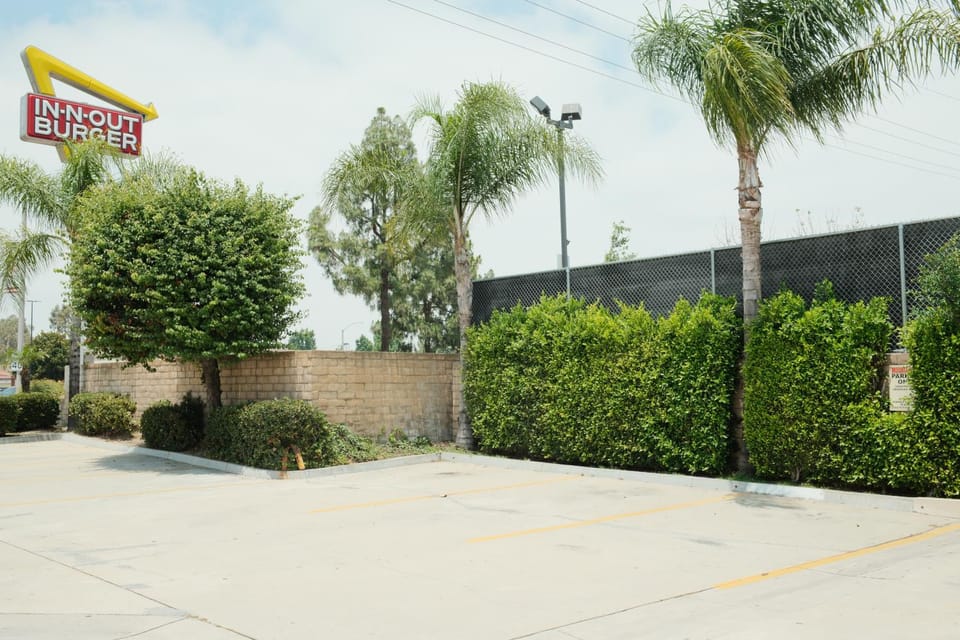 Mountain Inn Motel in Chino