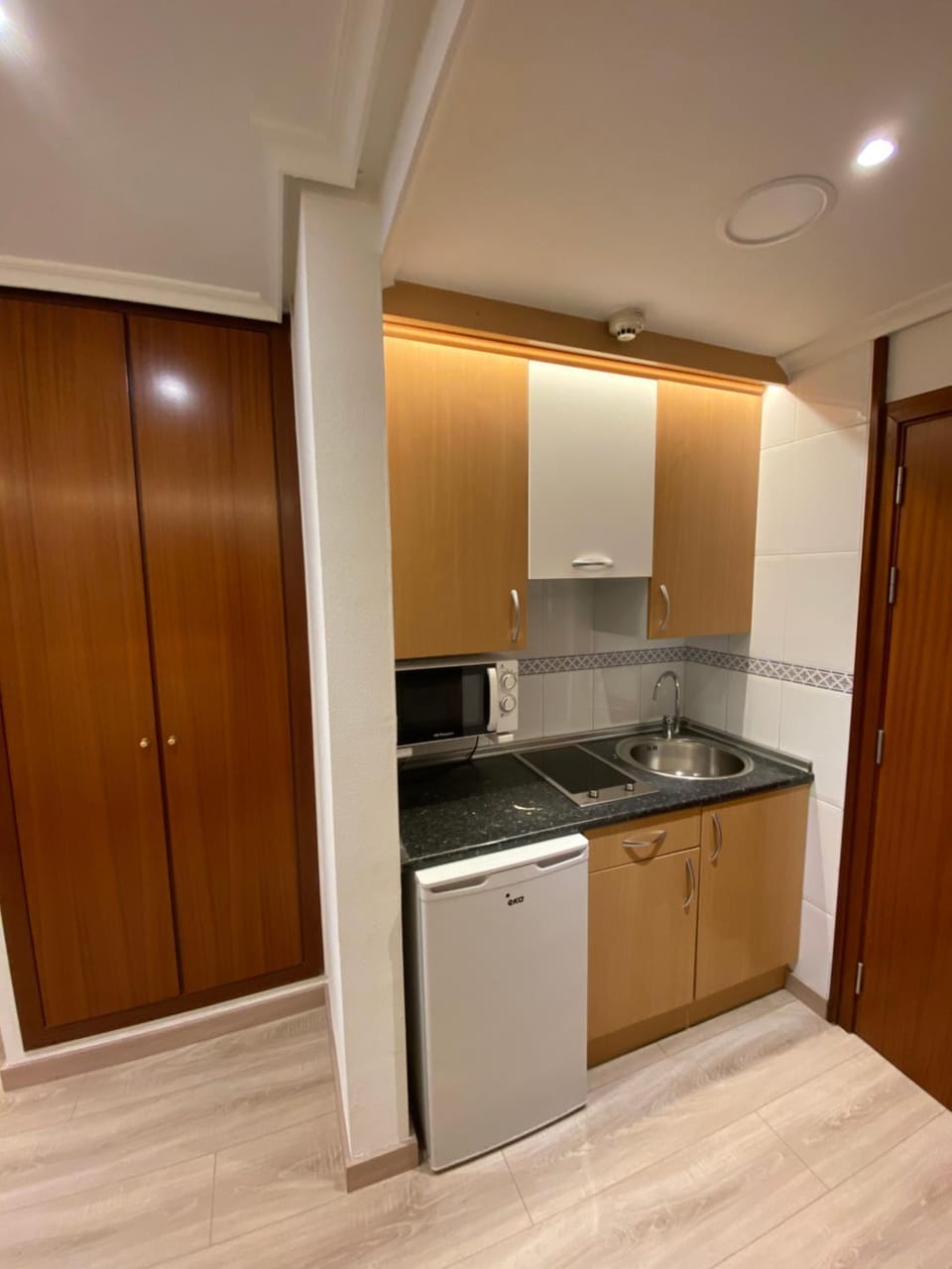 Kitchen or kitchenette, Decorative detail