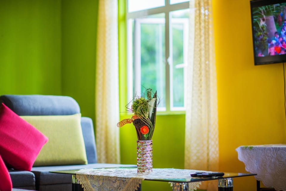 TV and multimedia, Living room, Decorative detail, Decorative detail