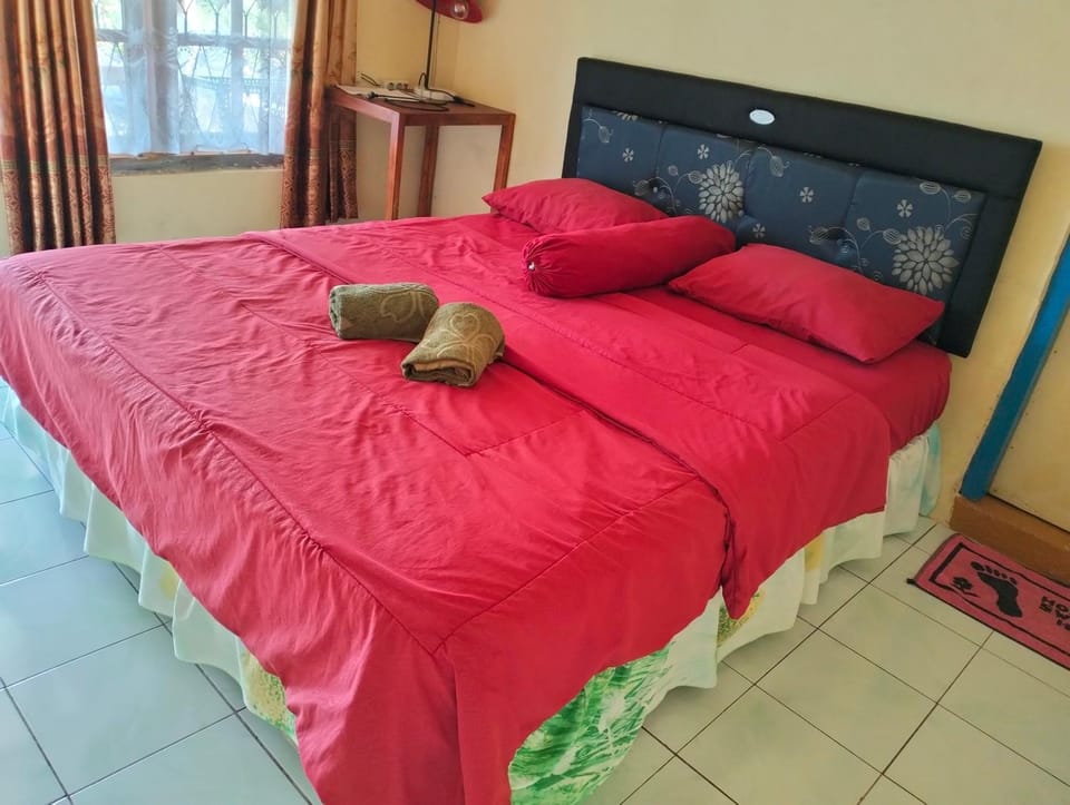 Hobbit Hill Vacation rental in Indonesia