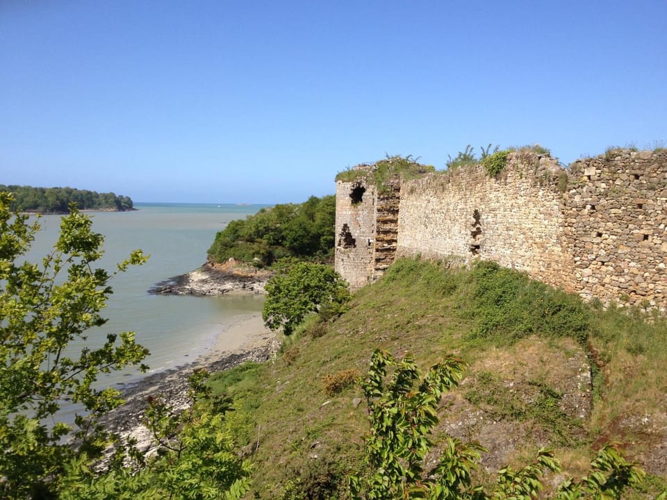 Nearby landmark