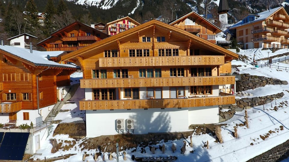 Holiday flat #1, Chalet Aberot, Wengen, Switzerland Apartment in Lauterbrunnen