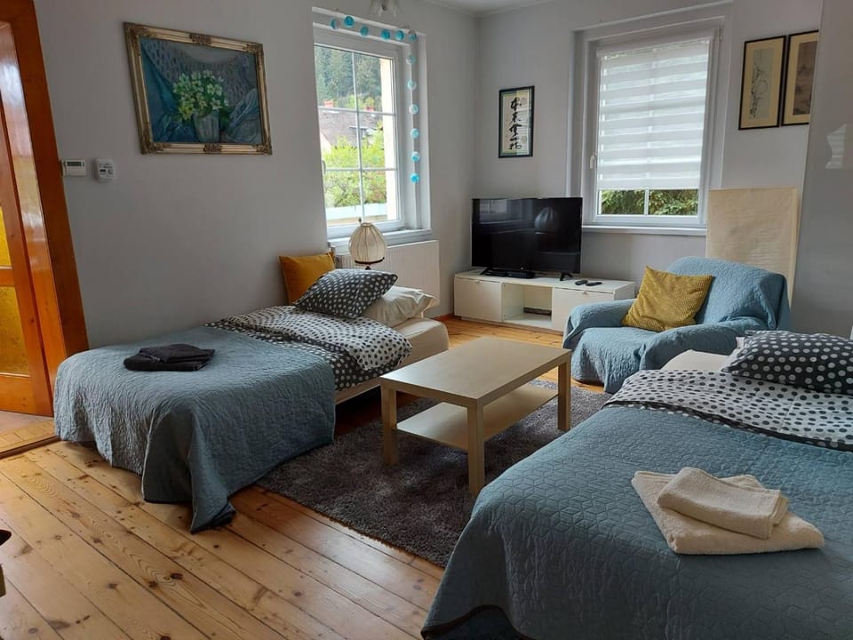 Living room, Bedroom
