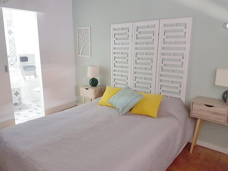 Casa70 Bed and Breakfast in Setúbal Municipality