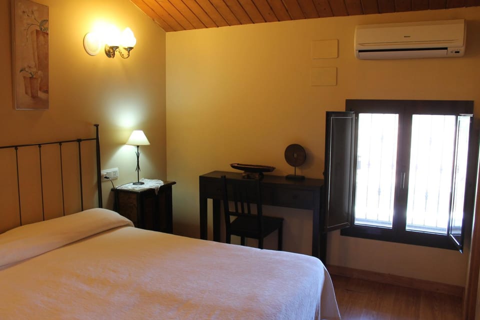La Bodega Del Camino aka Albergue On TheLe Hostel in Basque Country