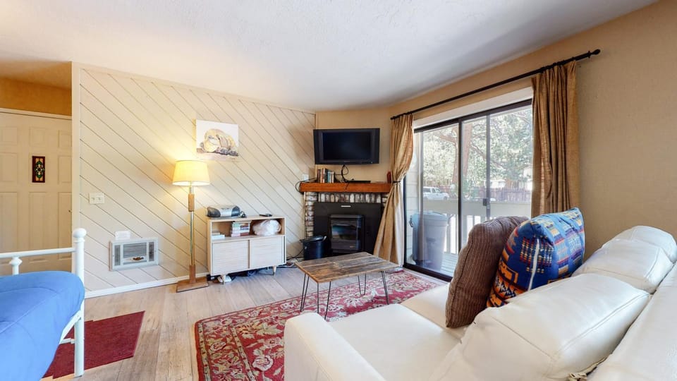 La Vista Blanc #61 Condo Apartment in Mammoth Lakes