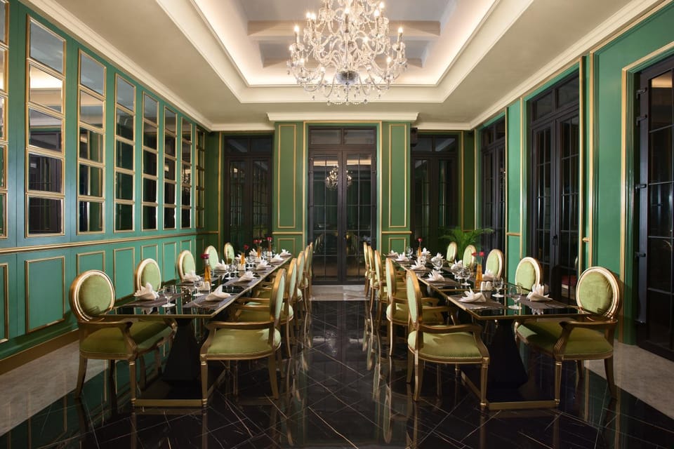 Restaurant/places to eat, Restaurant/places to eat