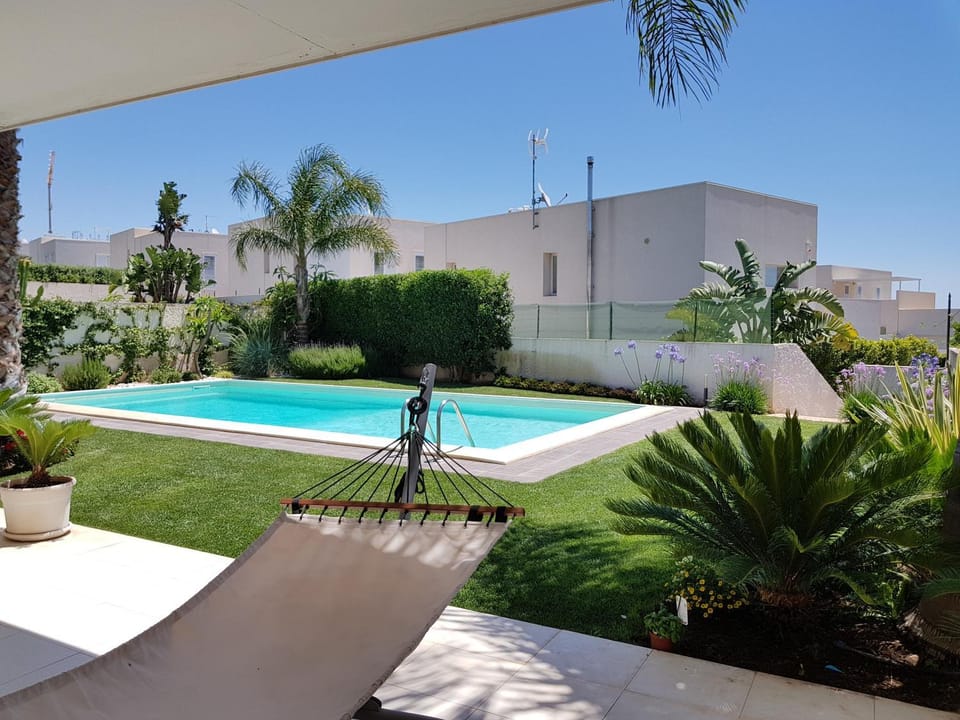 Property building, Pool view, Swimming pool, Swimming pool
