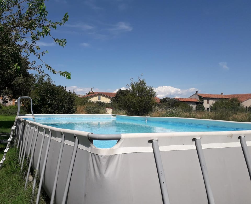 Swimming pool, Swimming pool