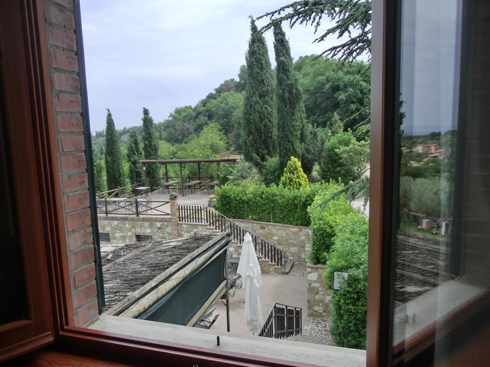 Agriturismo La Pietriccia Farm Stay in Tuscany