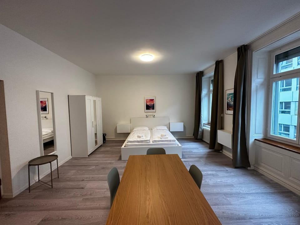 HITrental Seefeld - Kreuzstrasse Apartments Apartment in Zurich City