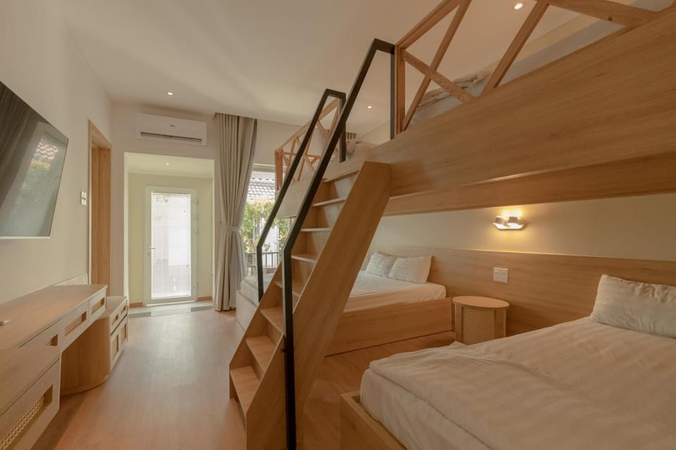 Bed, TV and multimedia, Photo of the whole room, Bedroom, bunk bed