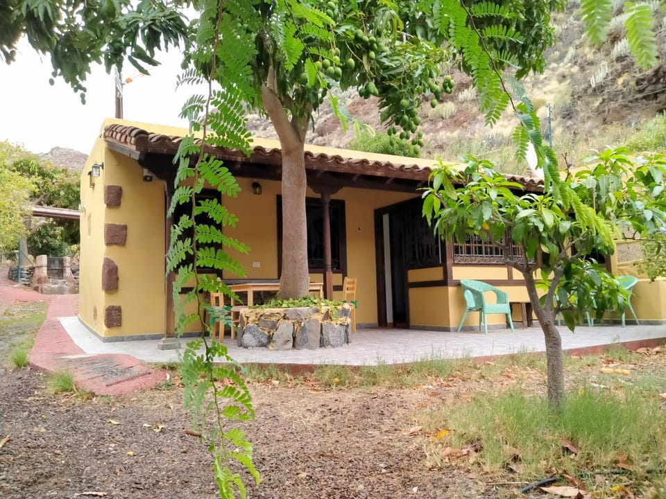Off site, Balcony/Terrace