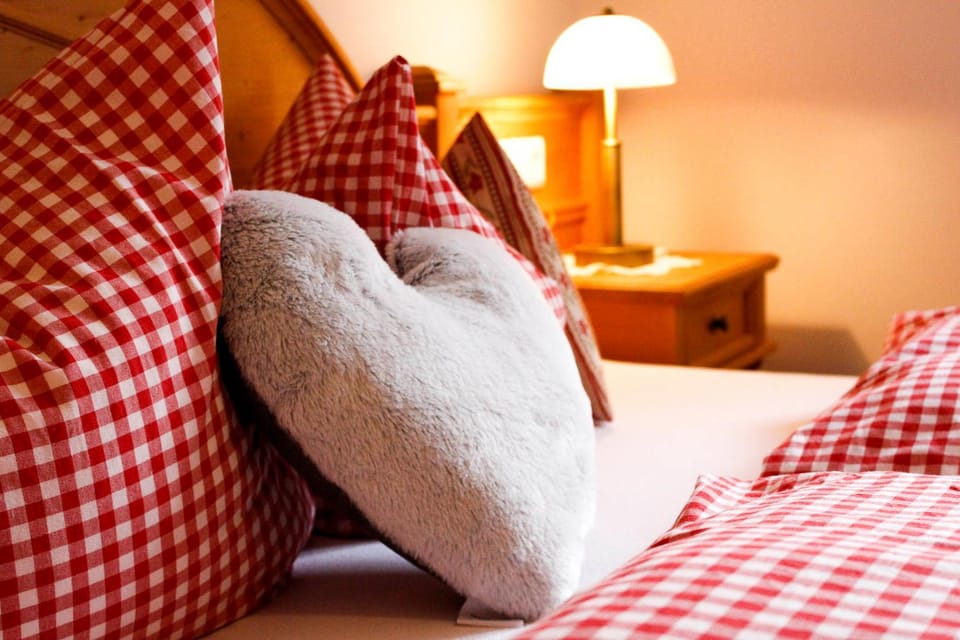 Decorative detail, Bedroom