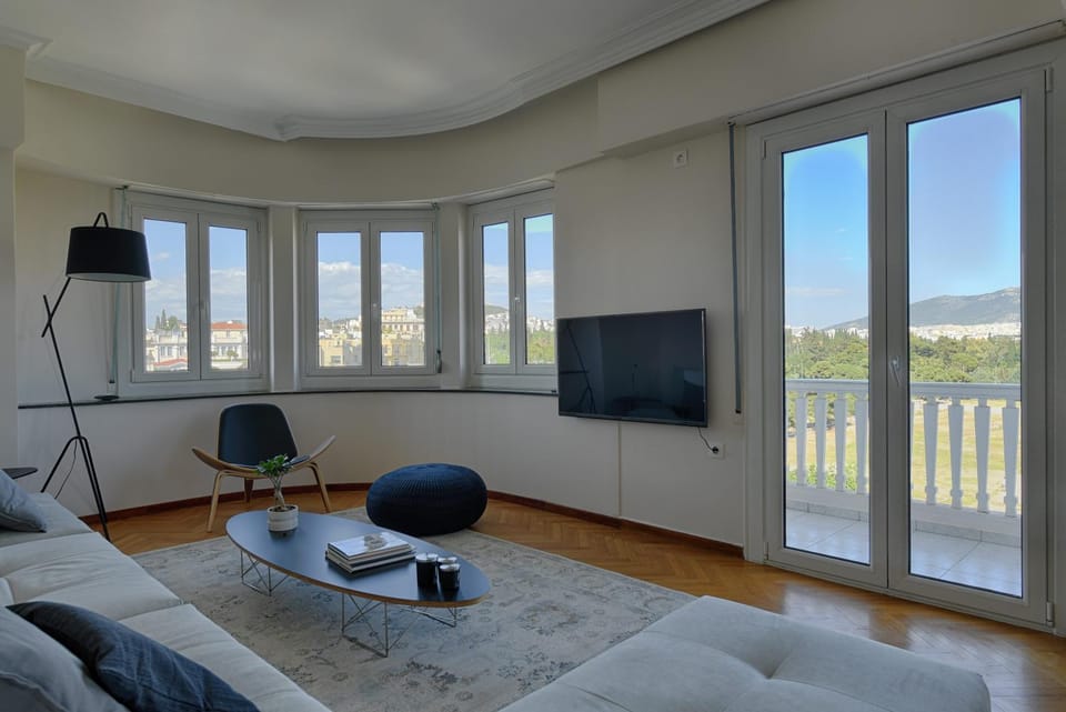 Living room, City view, Landmark view