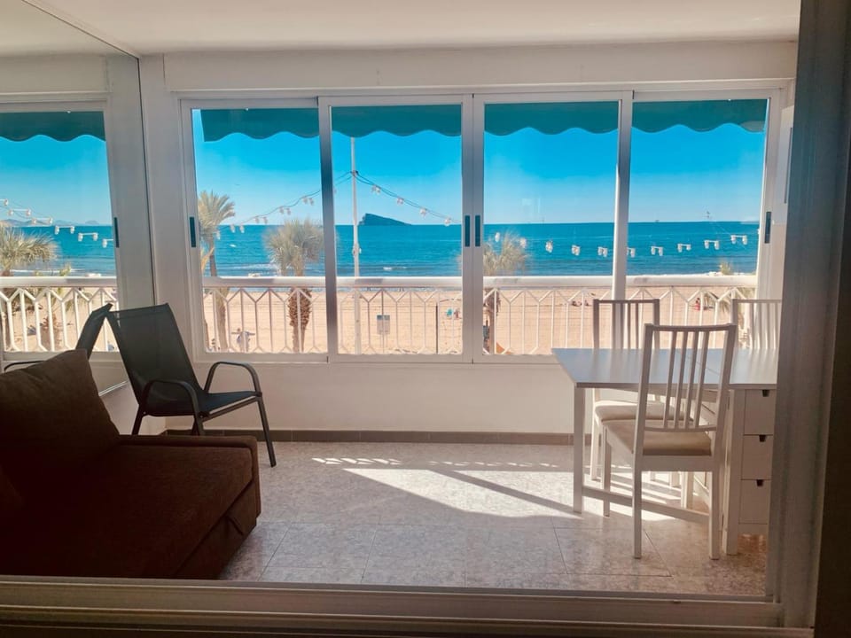 Iª Linea playa levante, Benidorm Apartment in Benidorm