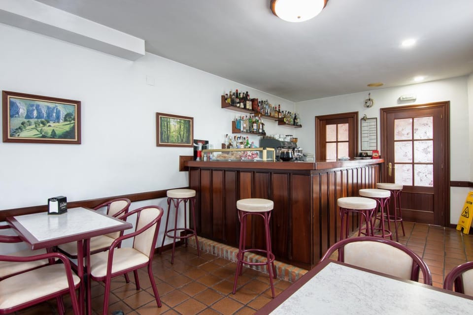 Lounge or bar
