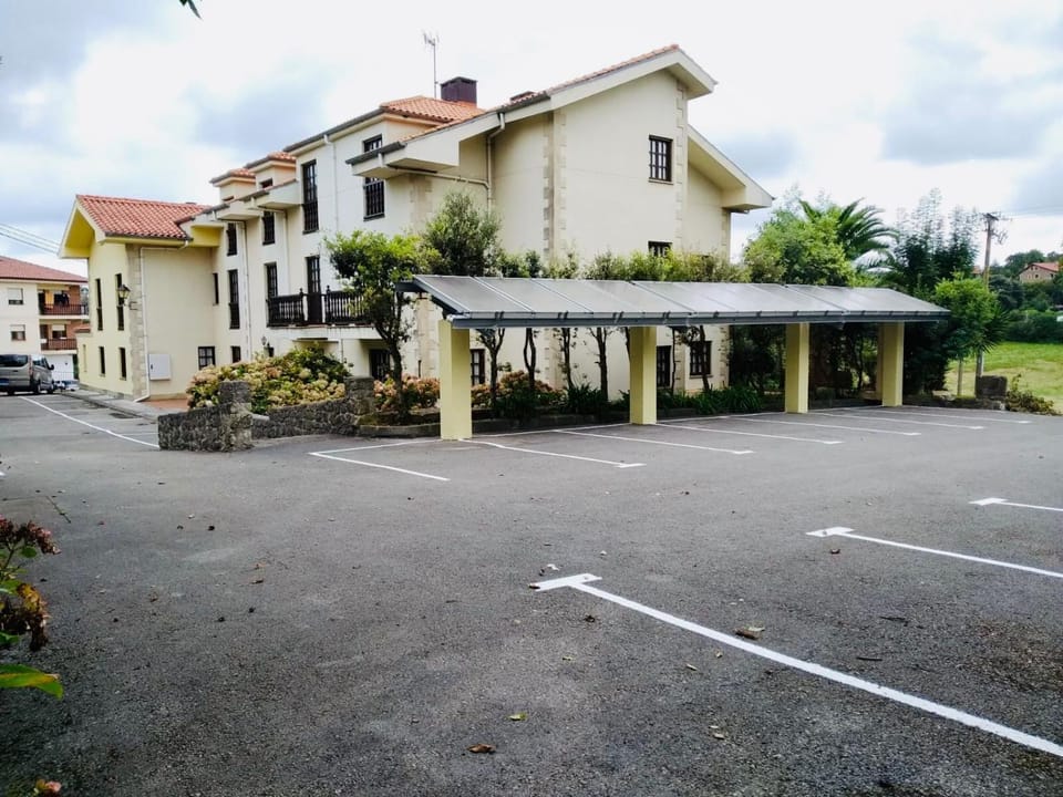 Property building, Parking