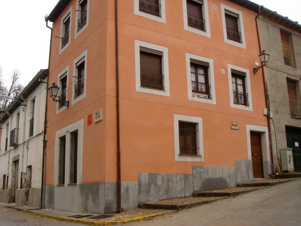 Property building, Street view
