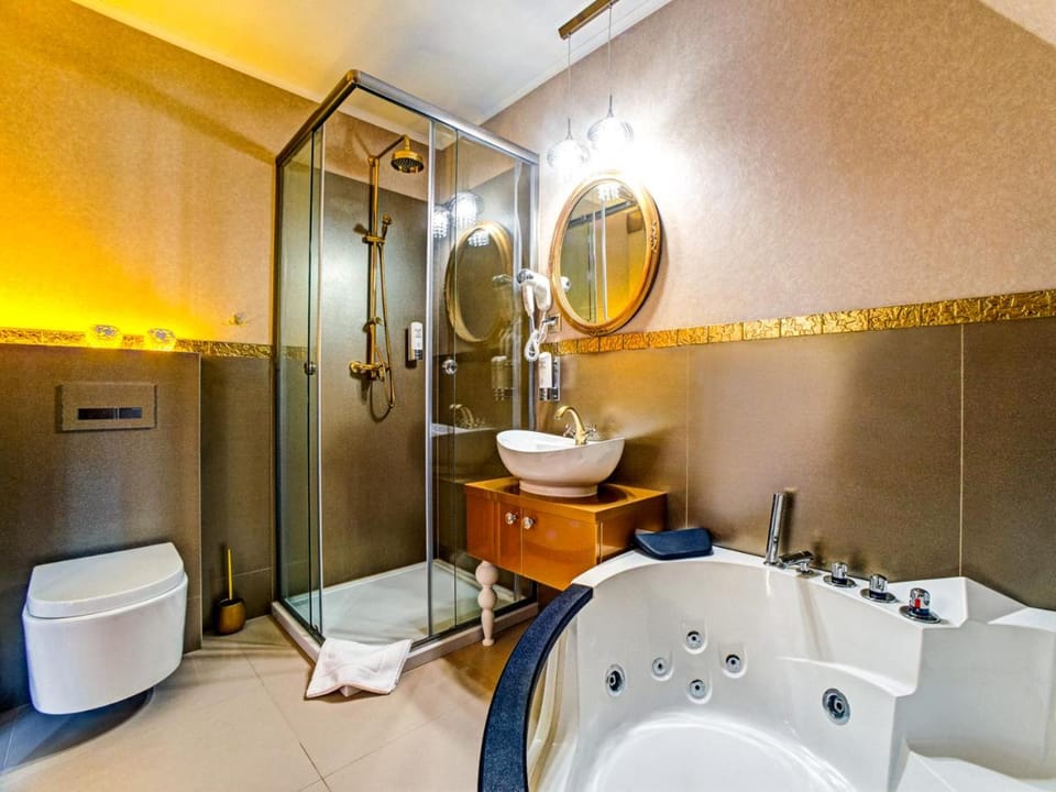 Shower, Hot Tub, Massage, Bathroom, Bath