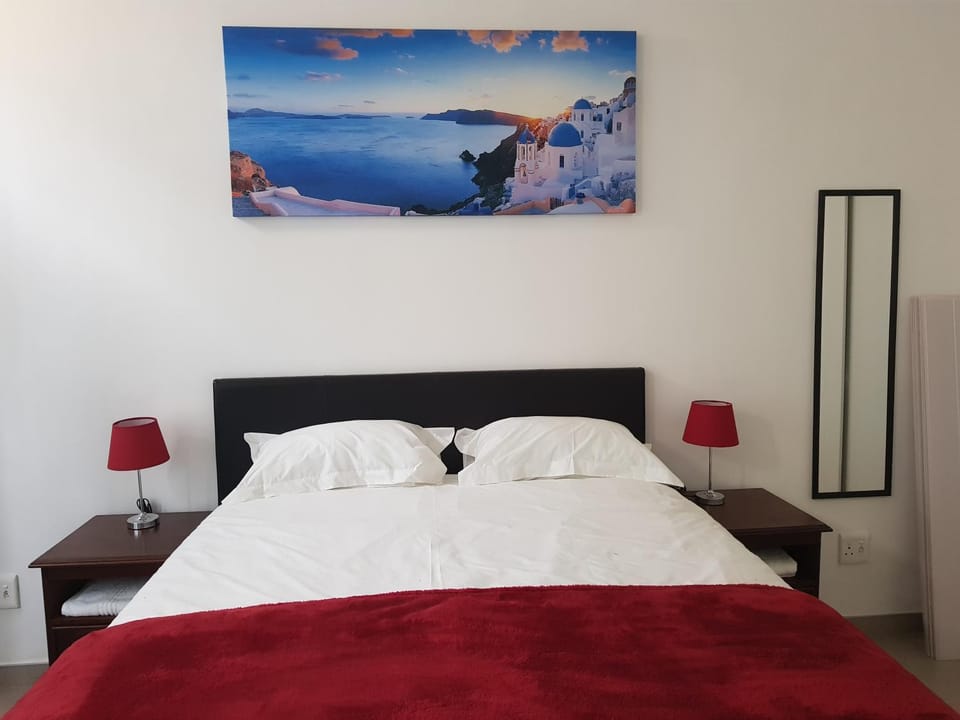 Fama Lodge Rm10 Bed and Breakfast in Cape Town