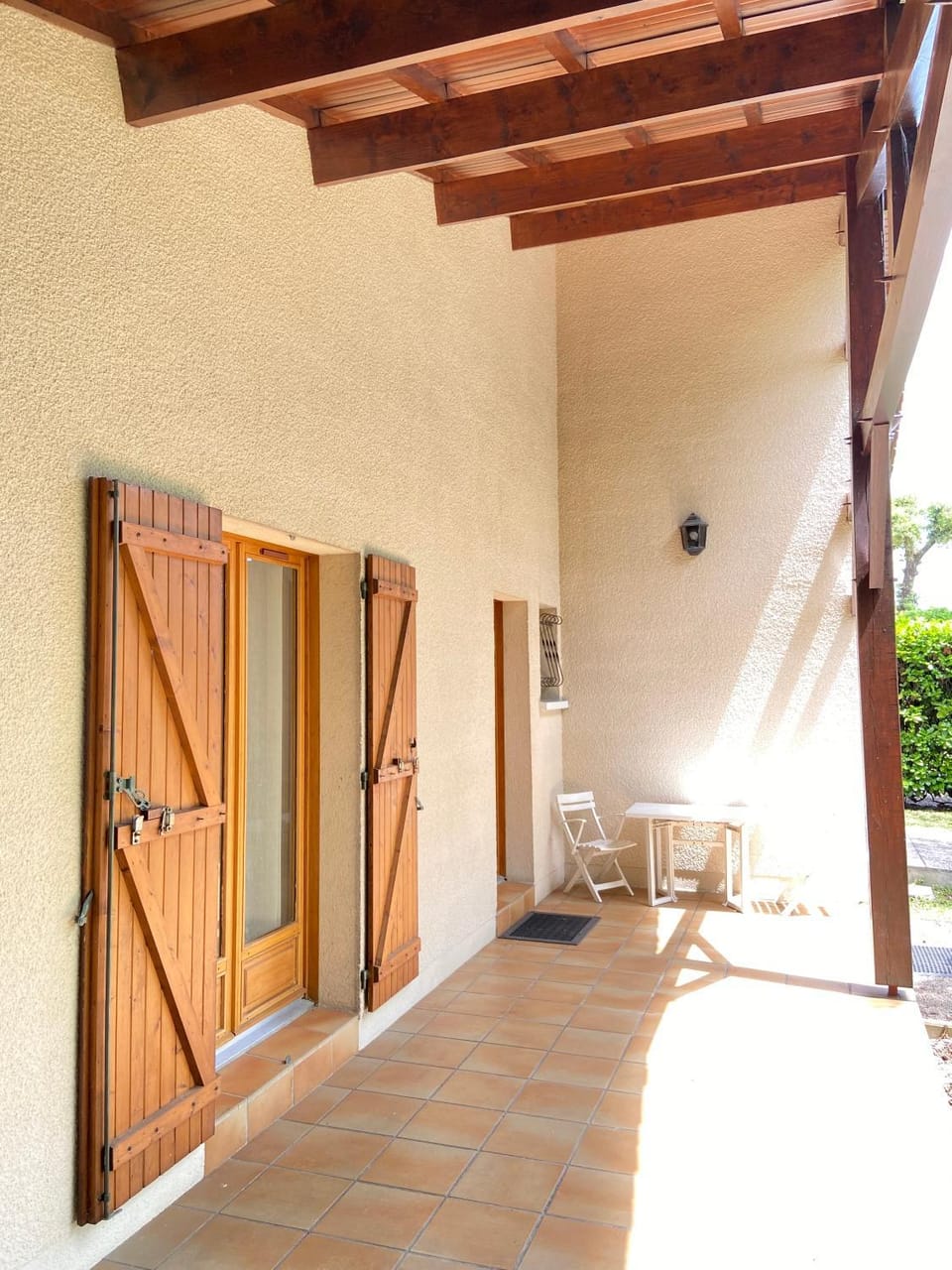 Facade/entrance