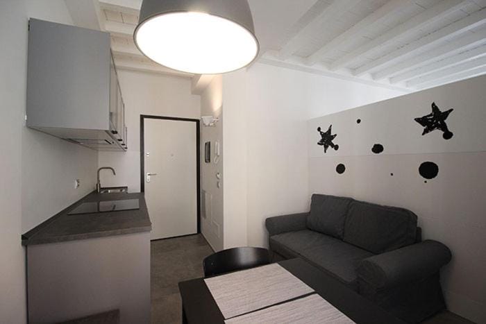 Piazza Trento 11 Apartment in Monza