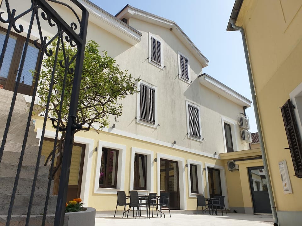 Kotor Center W Apartment in Kotor