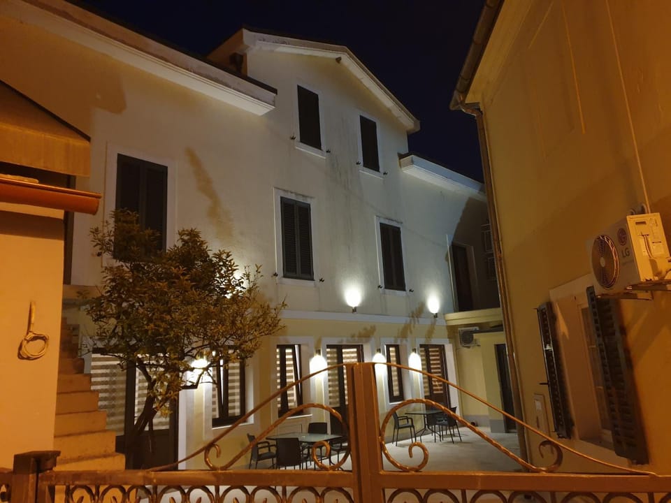Kotor Center W Apartment in Kotor