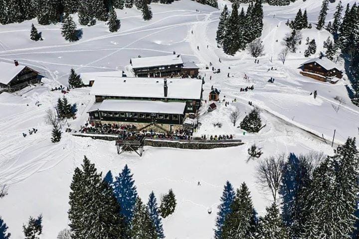 Bird's eye view, Winter, On site