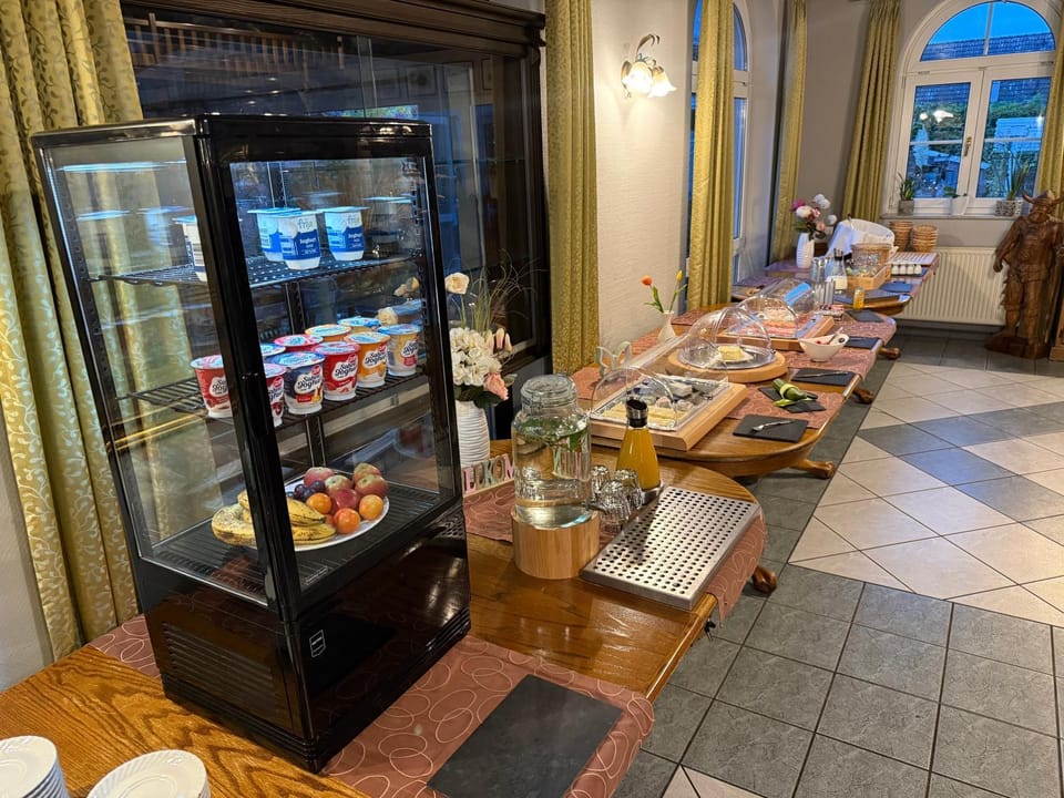 Buffet breakfast