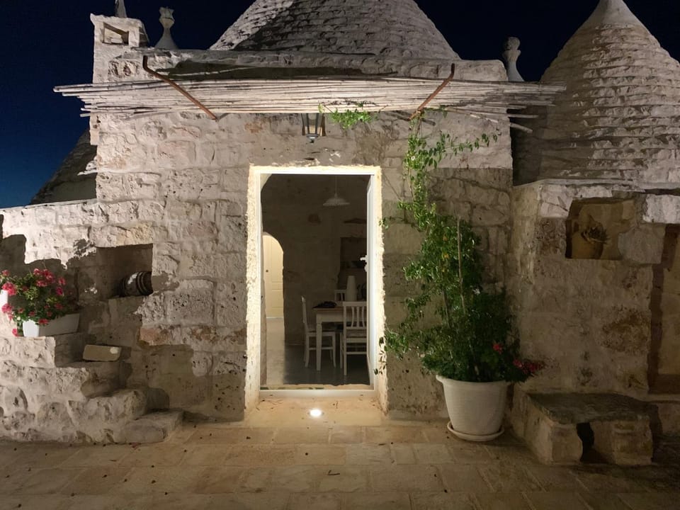 Trulli da Lalli Country House in Province of Taranto