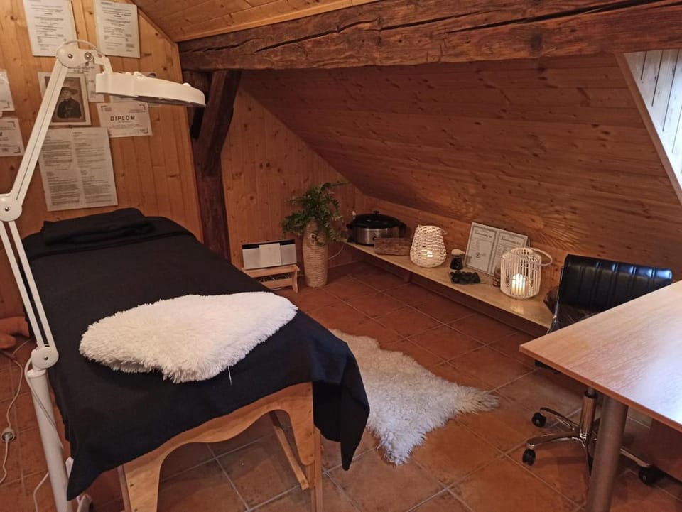 Property building, Massage
