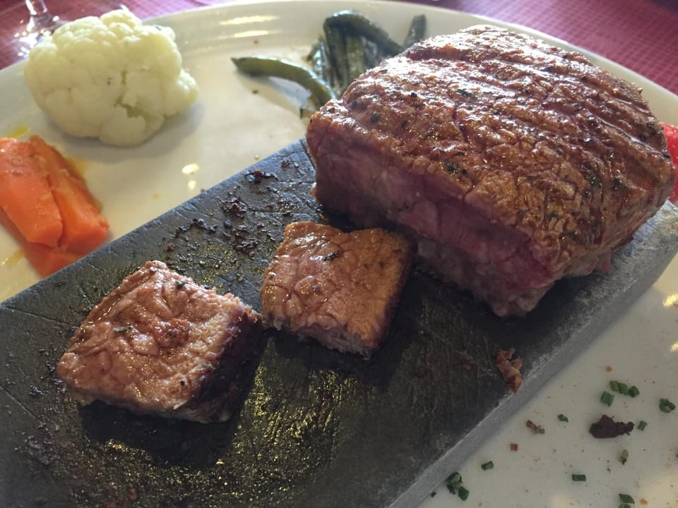 Restaurant/places to eat, Restaurant/places to eat