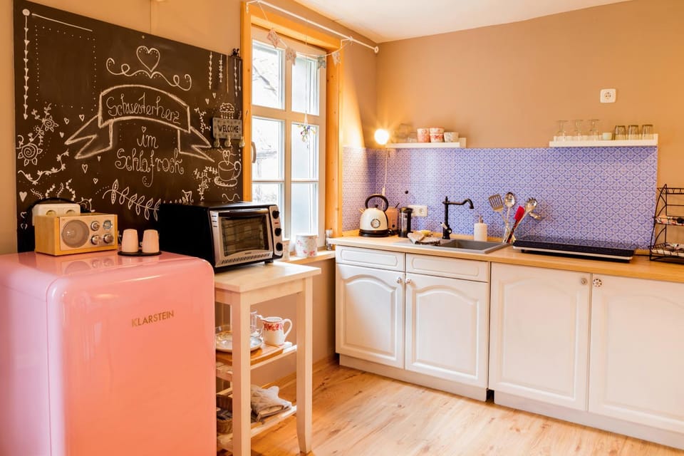 Schwesterherz im Schlafrock in Merxleben Apartment in Thuringia, Germany