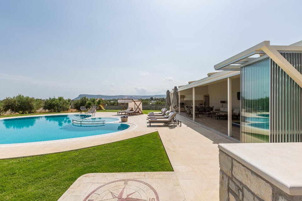 Garden, Swimming pool, Swimming pool