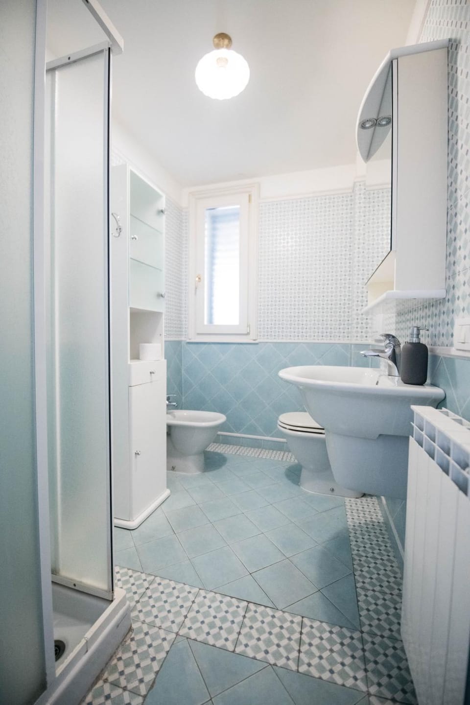 Shower, Toilet, Bathroom, bidet