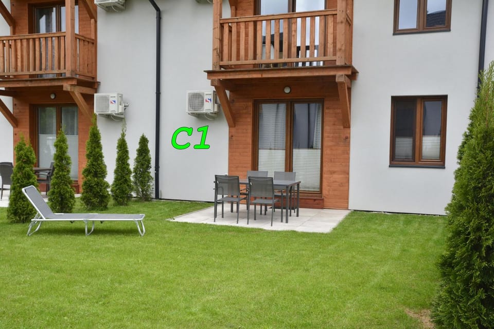 Garden, Balcony/Terrace